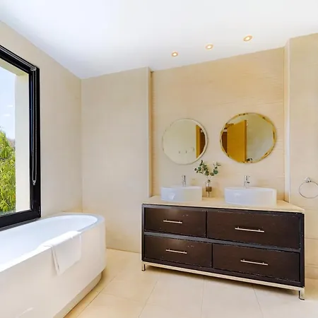 Luxury In Samara Apartment *
